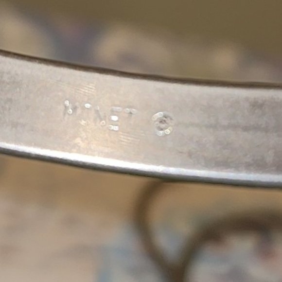 Vintage Monet Silver Tone Bangle Bracelets - set of 3 - Picture 7 of 12